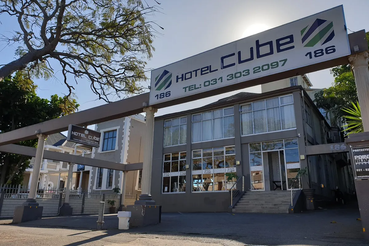 Hotel Cube