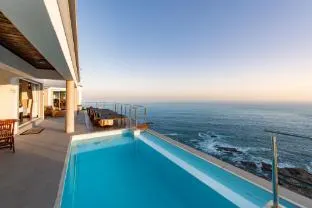 Head Over Hills Luxury Retreat