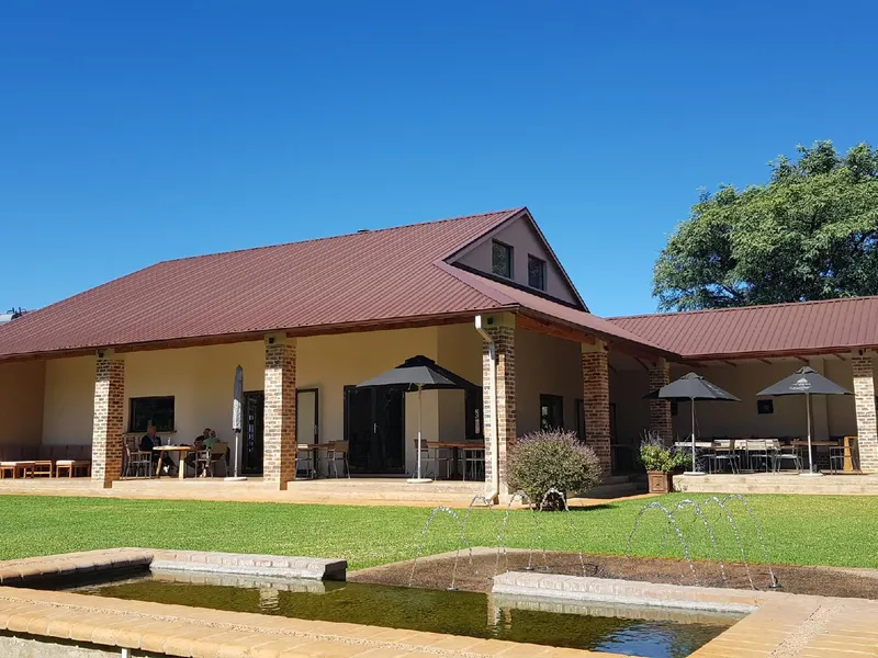 Esther's Country Lodge