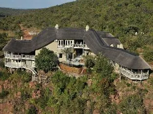 Clifftop Exclusive Safari Hideaway Lodge - All Inclusive