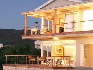 138 Marine Beachfront Guesthouse