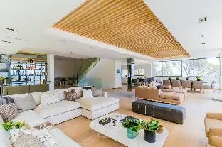 Entertainment Delight