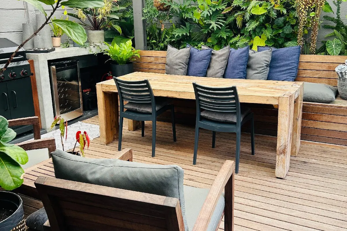 Wood-Fired Jacuzzi Family Fun Escape!