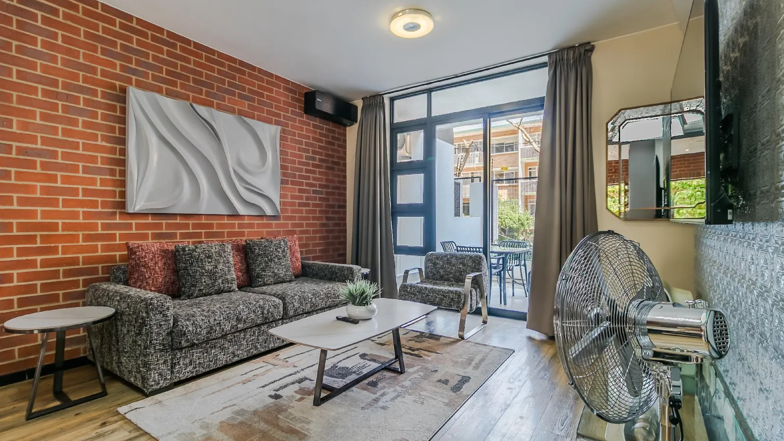 Easy Stay - The Vantage Rosebank