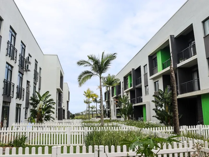 Elihle GuestHouse @BallitoGroves