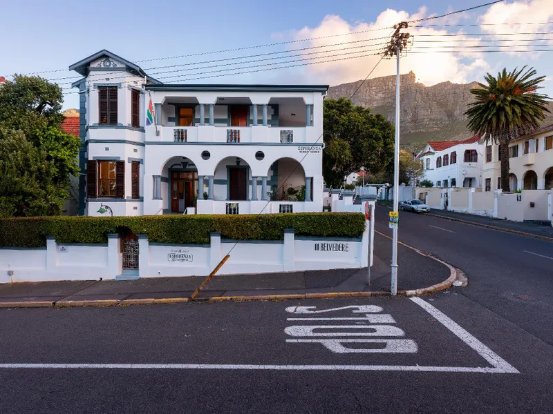 Esperanza Guest House