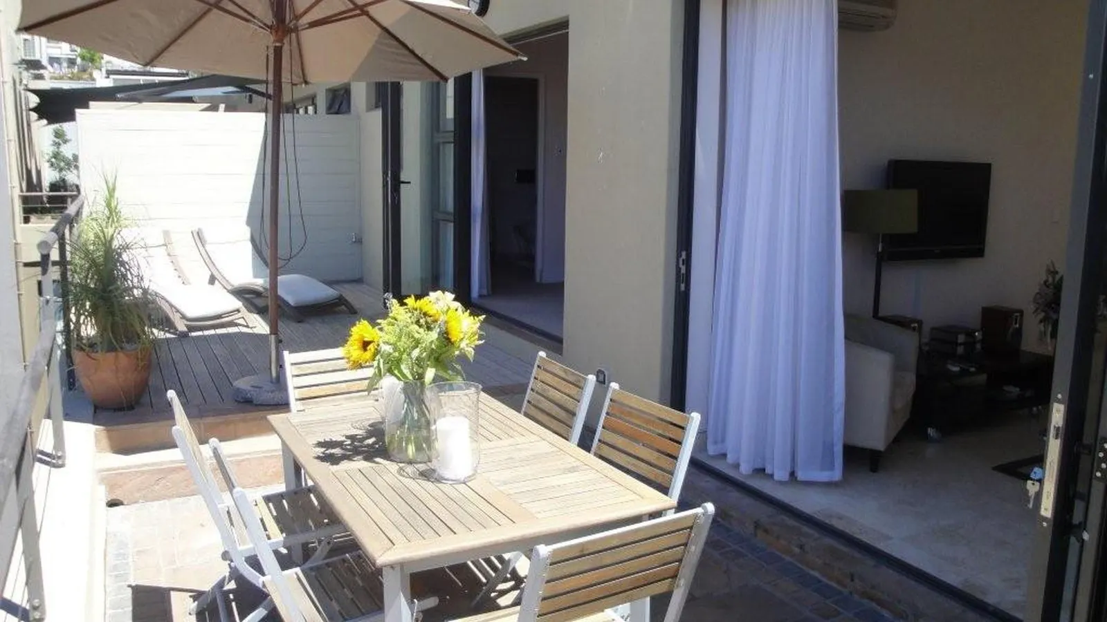 Hill House (2 bedroom) (7)