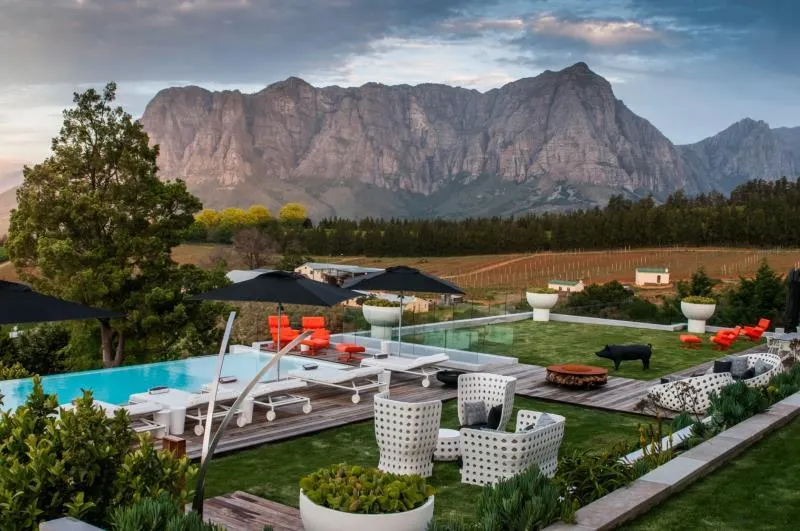 Clouds Wine and Guest Estate