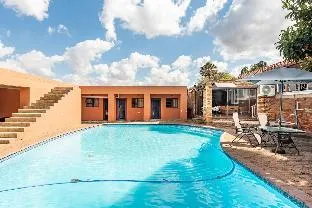 White House Lodge – photo 5, Entire House in Johannesburg