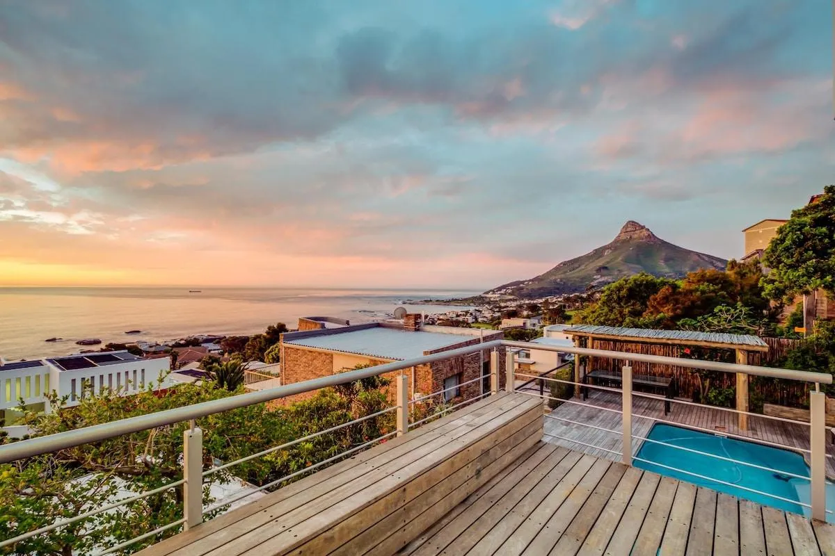 Camps Bay Holiday Villa with Sunset Views