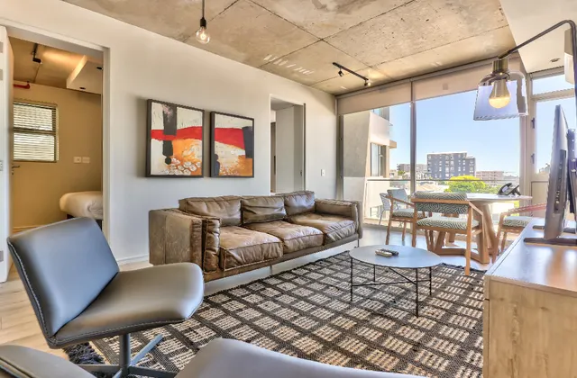 Luxury 2 Bedroom with balcony