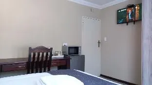 Friends and Family Holiday Home in Polokwane – photo 4, Entire House in Polokwane