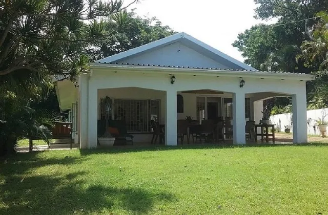 Holiday Beach Home - Shaka's Rock-Dolphin Coast