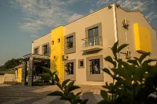 AQUASTONE GUEST HOUSE