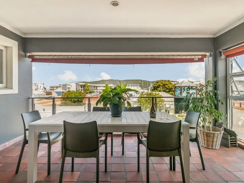 Waterfront Retreat- GR1