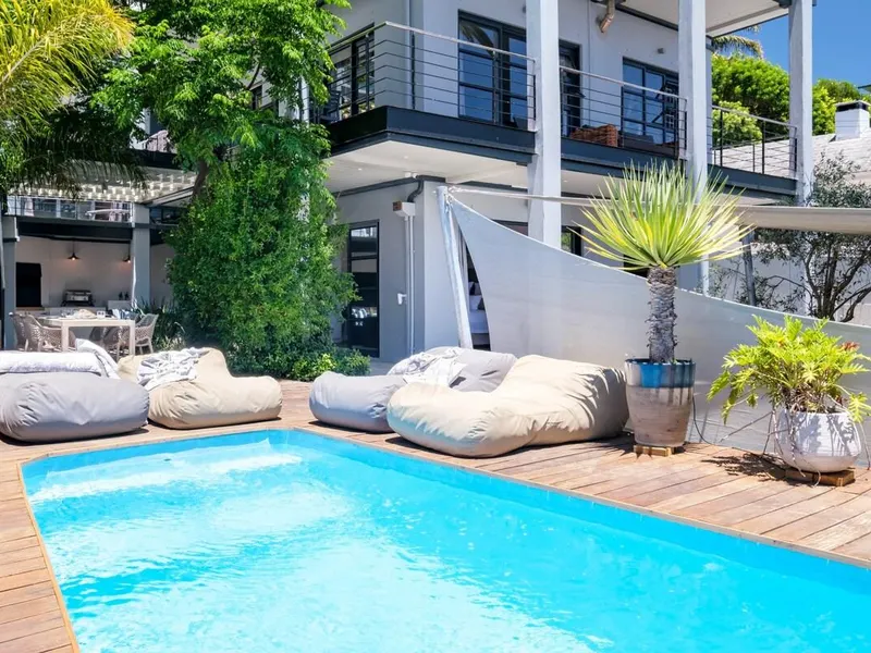 Elegant Charm Retreat Central Treasure