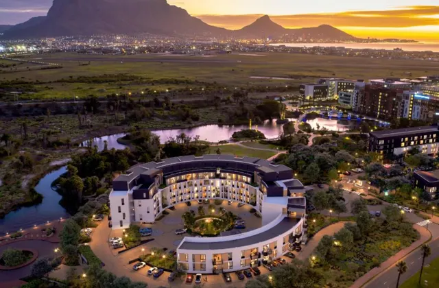 On Park 516 @ Century City