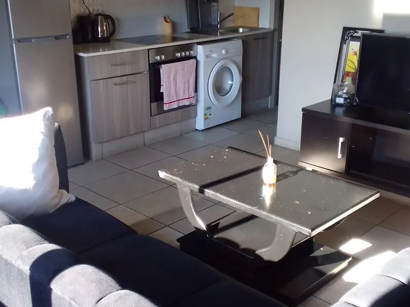 Two Bedroom Apartment Rosebank Central