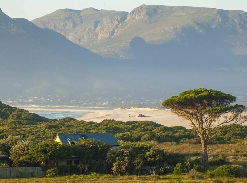 Kommetjie Villa, Beachfront Estate