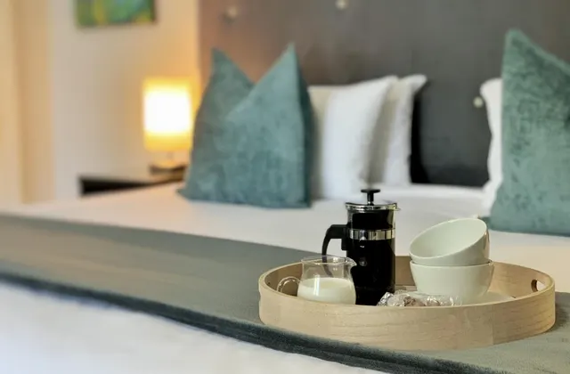 4 on Varneys Guest House