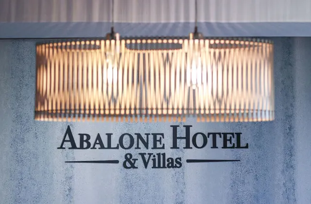 Abalone Hotel & Villas