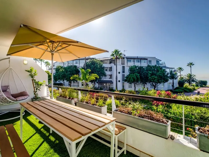 Elegant Apartment at the Waterclub (Amani Views)