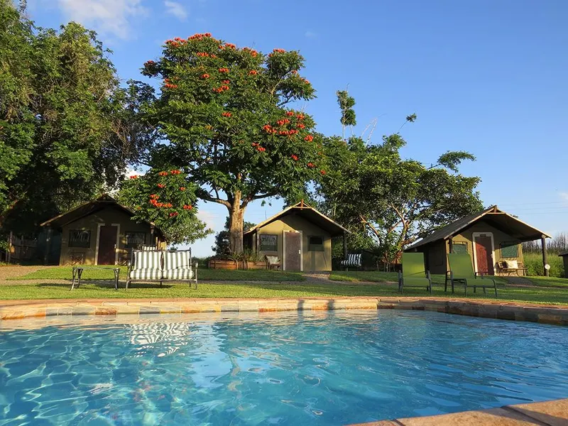 Crocodile Bridge Safari Lodge
