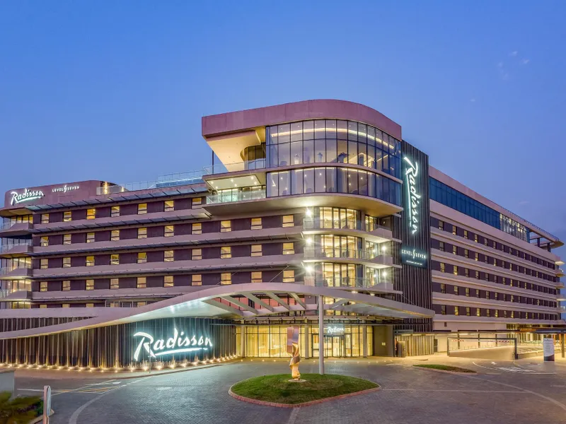 Radisson Hotel and Convention Centre OR Tambo Airport