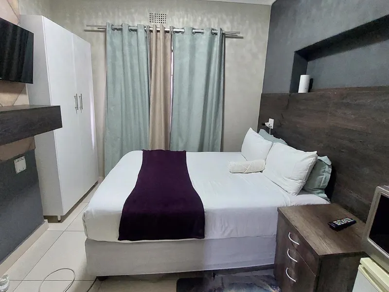 Latona Guest House & SPA