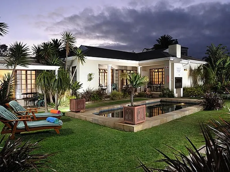 Beachwalk Bed and Breakfast