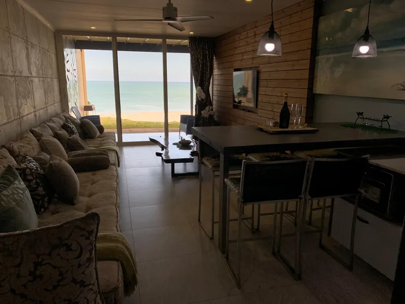 FlamencoAccomodation beach front