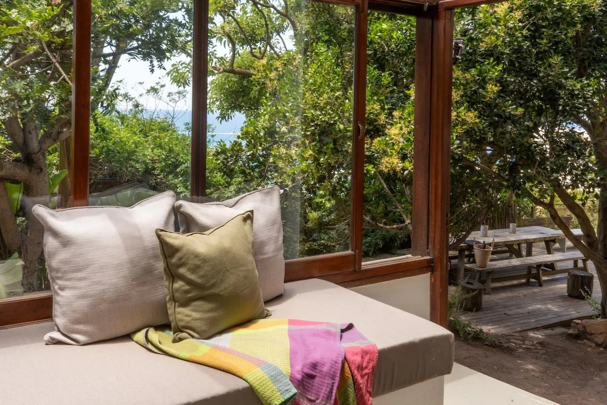 Spacious Garden View Apartment 3 - Oupa Jannie