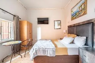 White House Lodge – photo 4, Entire House in Johannesburg