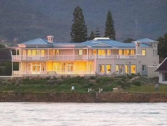 Isola Bella Guest House