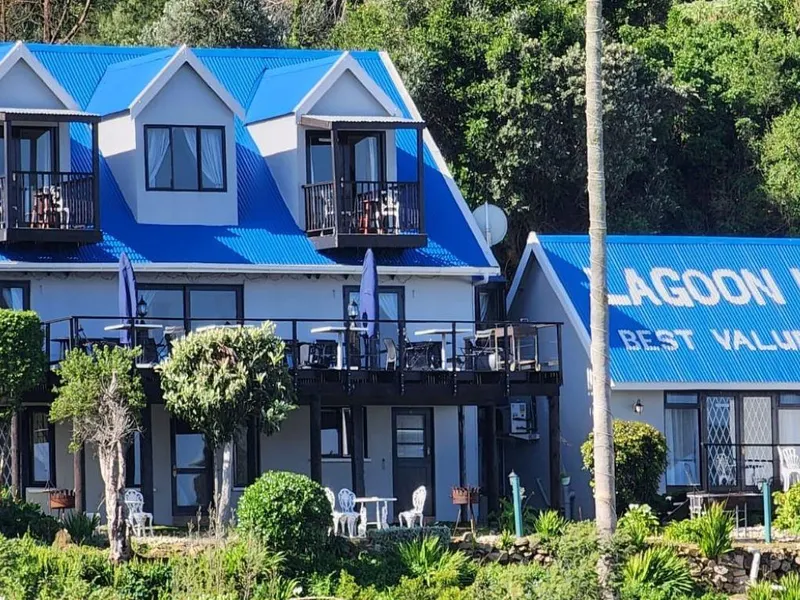 Lagoon Lodge
