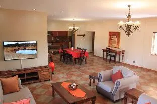 Hornbills Rest Country Home – photo 2, Entire House in Kruger National Park