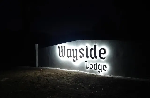 Wayside Lodge
