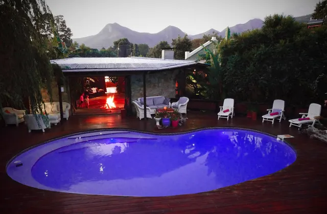 Tube n Axe Lodge and Backpackers