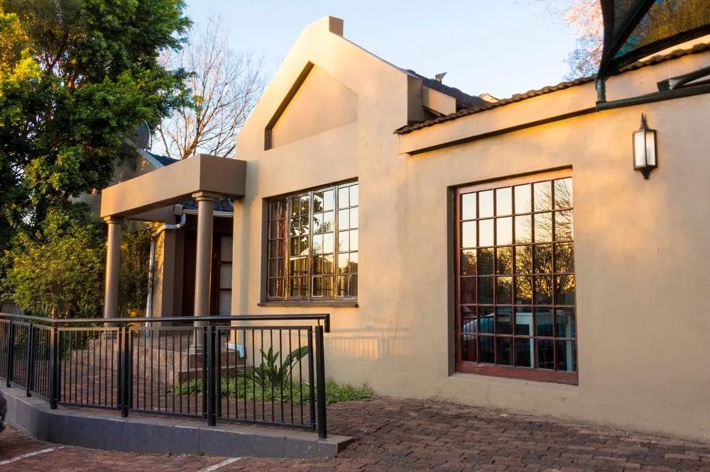 Ruth Avenue Guesthouse