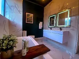 Self Catering Three Bedroom Apartment near Airport – photo 2, Apartment/Flat in Johannesburg