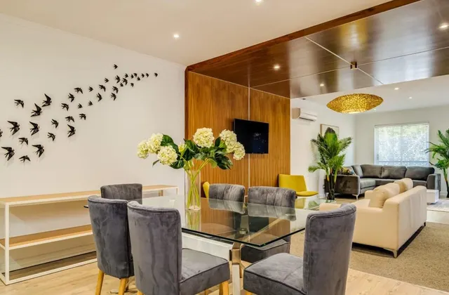 Contemporary Apartment close to the Radisson Majol