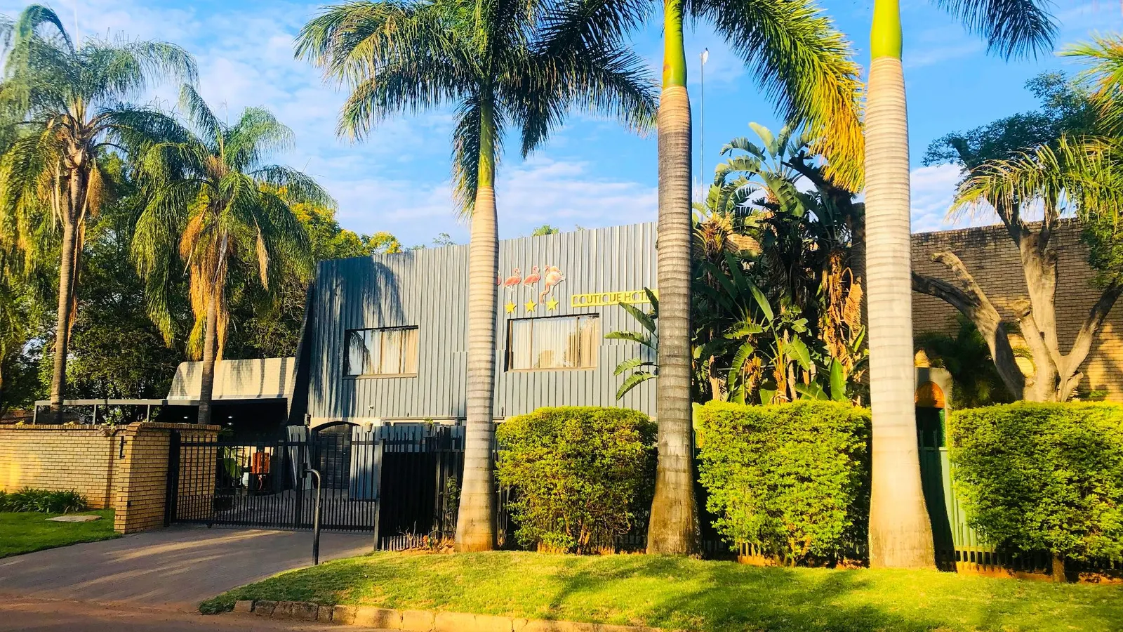 Grafiti Boutique Hotel