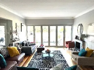 Your Home away from home, 300m from the beach 