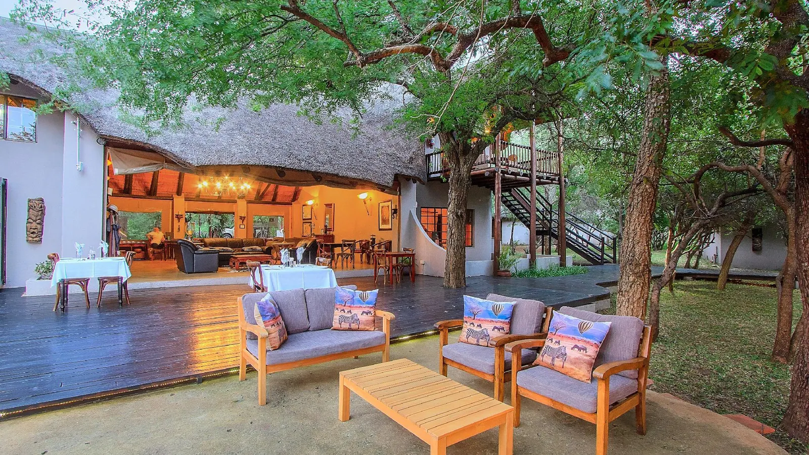 Mvuradona Safari Lodge