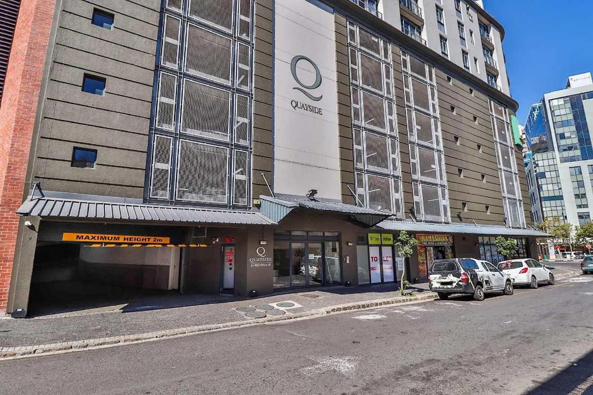 Quayside 1206 by CTHA