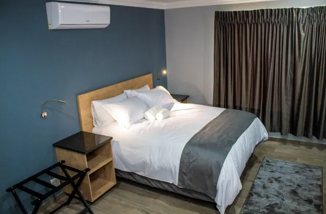 Charming 1-bed room with a private bathroom