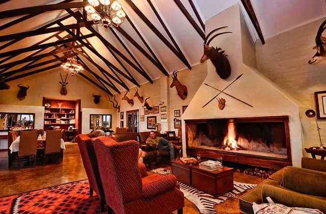 Otterskloof Private Game Reserve Villa