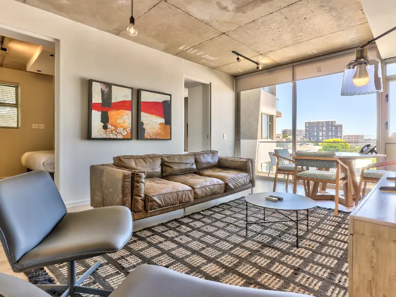 Luxury 2 Bedroom with balcony