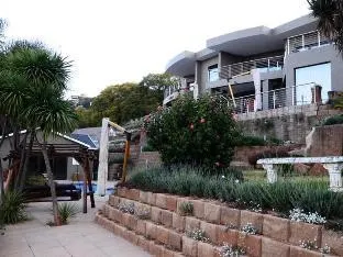 Over The Moon Guesthouse