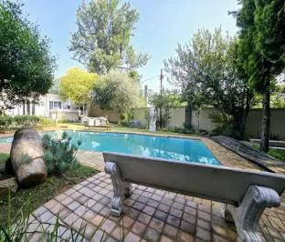 Waterfall City Guest Lodge